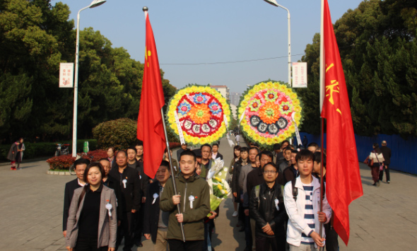 荆州农业科学院祭扫“烈士纪念碑”活动纪实